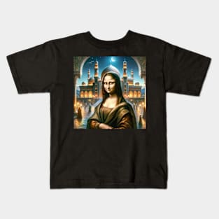 Mona Lisa's Ramadan Reflection: Cultural Fusion Kids T-Shirt